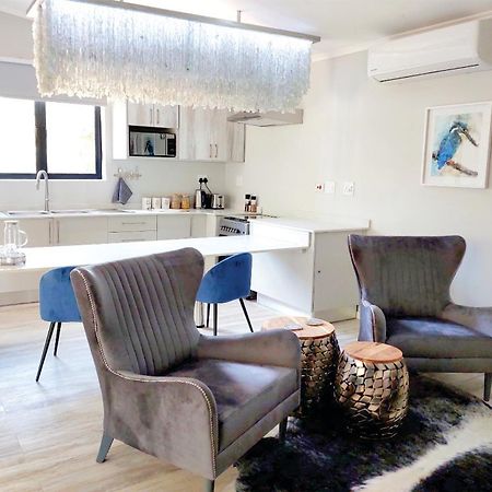 Waterside Cottages & Villas - Self Catering Gaborone Buitenkant foto