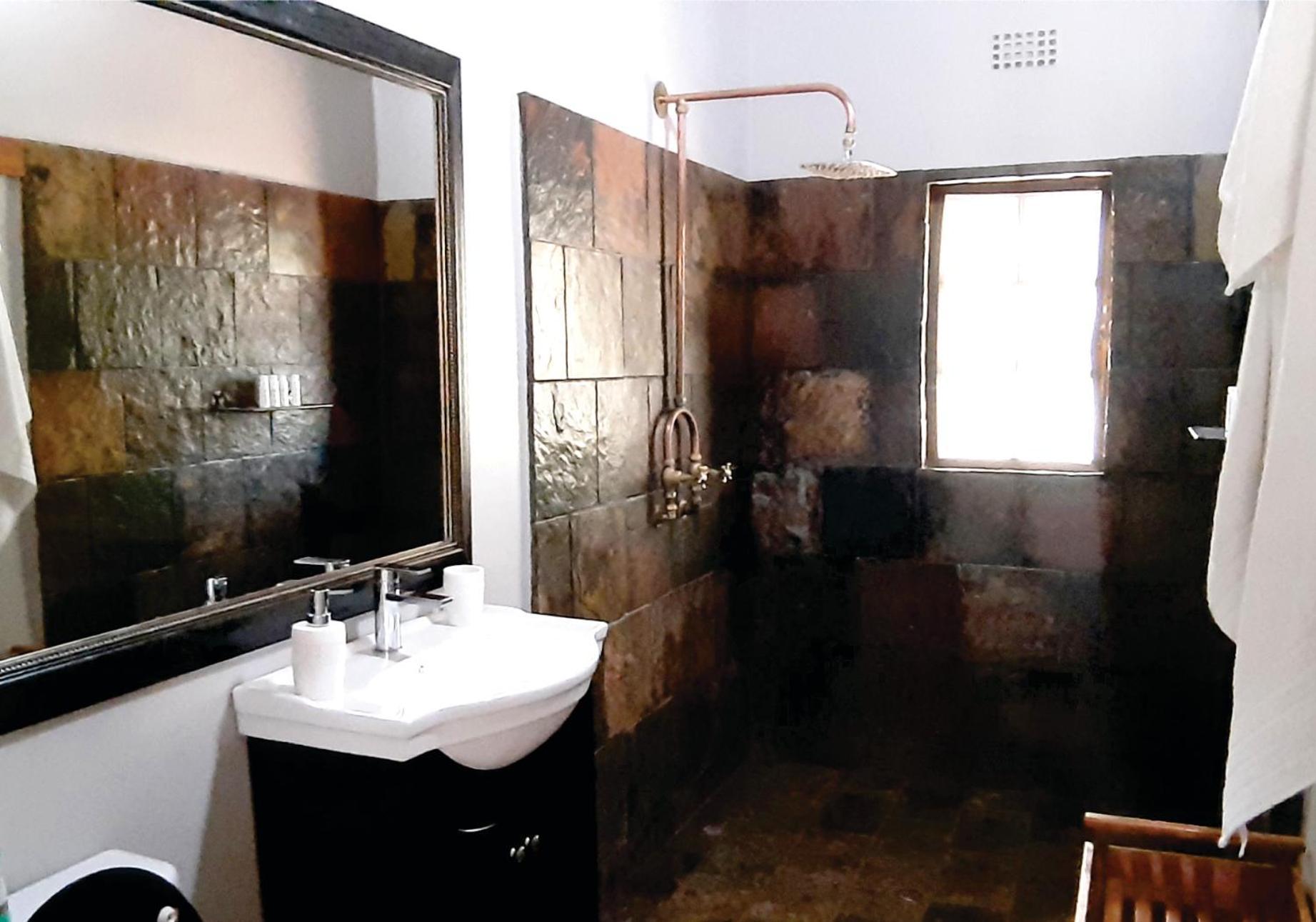 Waterside Cottages & Villas - Self Catering Gaborone Buitenkant foto